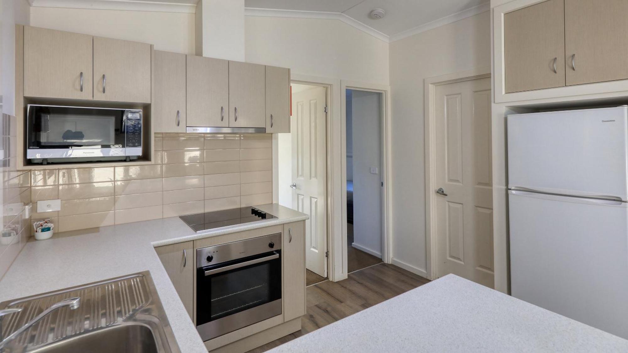 Deniliquin Riverside Caravan Park المظهر الخارجي الصورة