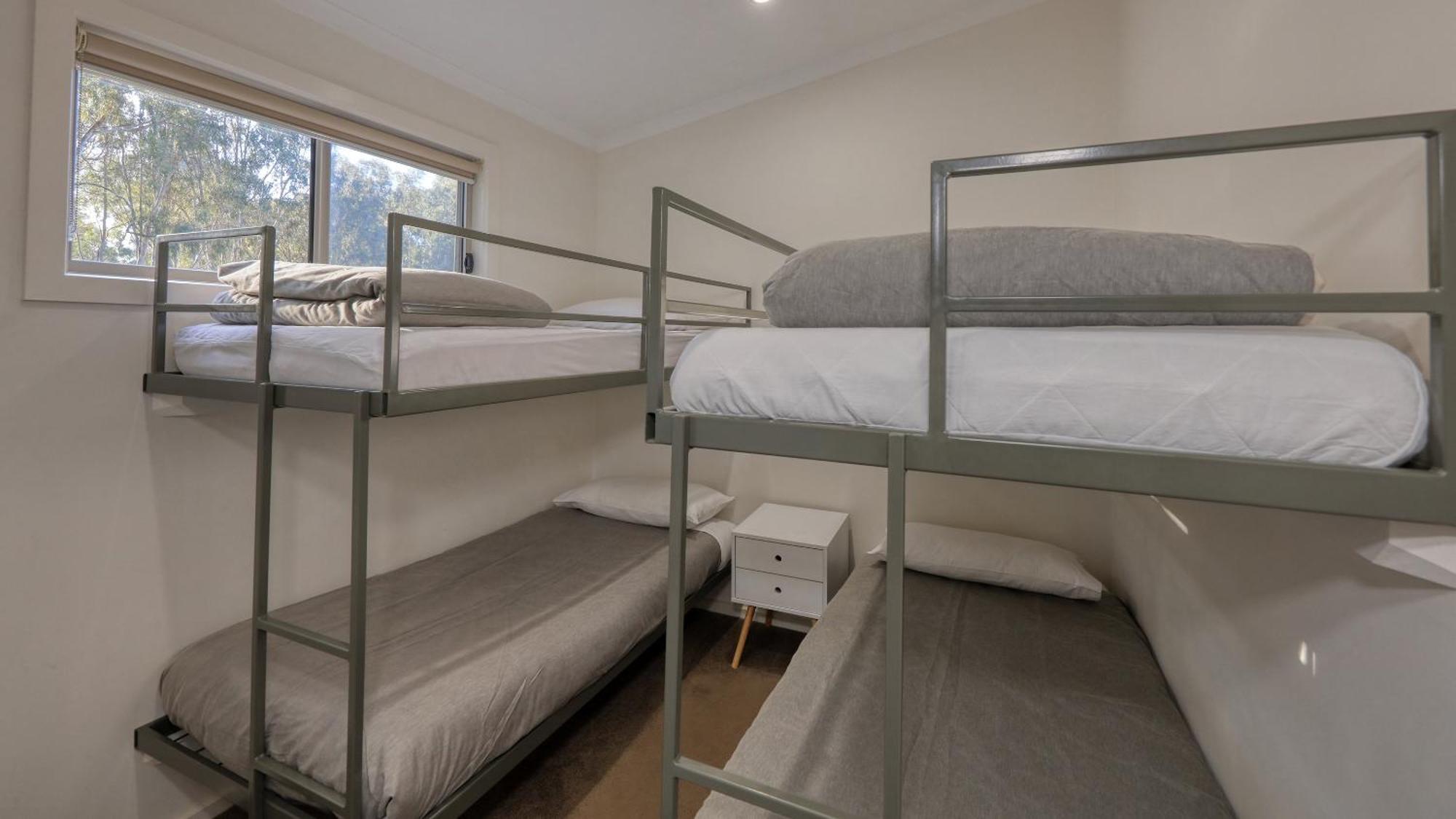 Deniliquin Riverside Caravan Park المظهر الخارجي الصورة